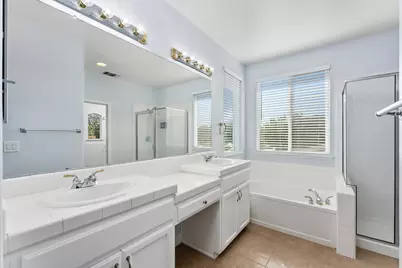 4886 Westlake Parkway, Sacramento, CA 95835 - Photo 54