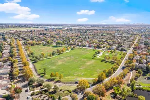 1900 Danbrook Dr, Sacramento, CA 95835 - Photo 32