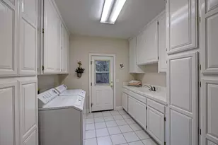 9065 Approach Ct, Fair Oaks, CA 95628 - Photo 30