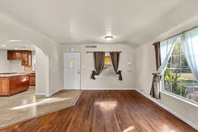 210 Rowland Avenue, Modesto, CA 95354 - Photo 10