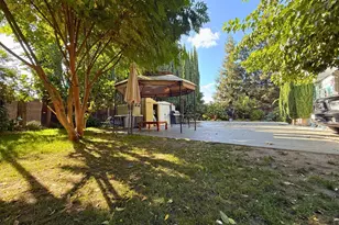 1736 Beverly Dr, Modesto, CA 95358 - Photo 12