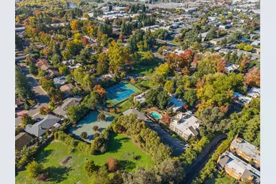 608 Woodside Sierra #1, Sacramento, CA 95825 - Photo 34