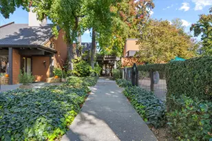 608 Woodside Sierra, Sacramento, CA 95825 - Photo 26