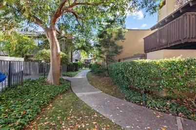 608 Woodside Sierra #1, Sacramento, CA 95825 - Photo 18