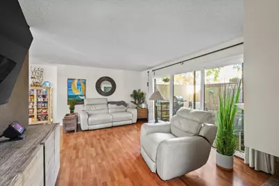 608 Woodside Sierra #1, Sacramento, CA 95825 - Photo 4