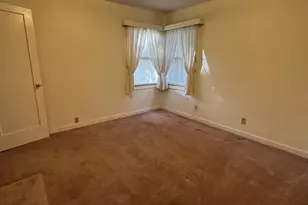 1954 S Sutter St, Stockton, CA 95206 - Photo 10