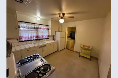 1954 S Sutter Street, Stockton, CA 95206 - Photo 12