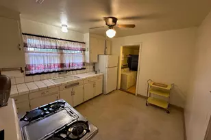 1954 S Sutter St, Stockton, CA 95206 - Photo 12