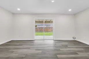 901 Lavon New Ln, Turlock, CA 95380 - Photo 14