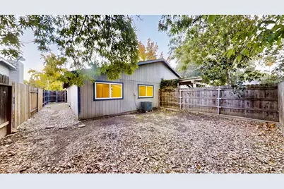 1810 Bandon Way, Sacramento, CA 95833 - Photo 2