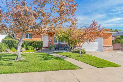 524 N Pacific Avenue, Lodi, CA 95242 - Photo 1