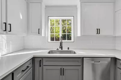 2657 2nd Avenue, Sacramento, CA 95818 - Photo 30