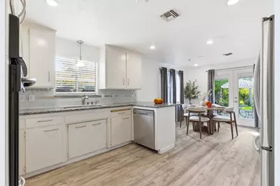 2225 Davis Way, Modesto, CA 95351 - Photo 20