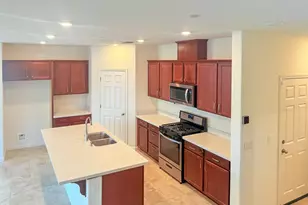 110 Bankside Way, Sacramento, CA 95835 - Photo 4