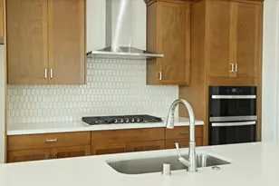 2299 Paramount Ln, Manteca, CA 95337 - Photo 8