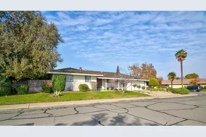 6956 Los Cerros Drive, Sacramento, CA 95831 - Photo 26