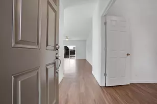 3257 Vermillion Dr, Stockton, CA 95206 - Photo 2