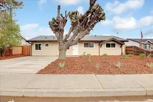 1953 Glenmore Dr, Olivehurst, CA 95961 - Photo 1