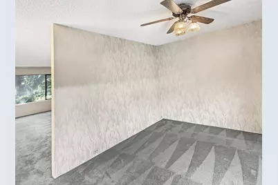 1061 Commons Drive, Sacramento, CA 95825 - Photo 8