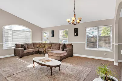 1406 San Rafael Street, Los Banos, CA 93635 - Photo 4