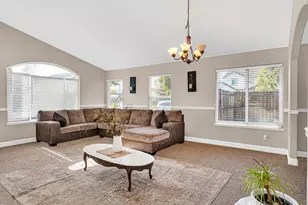 1406 San Rafael St, Los Banos, CA 93635 - Photo 4