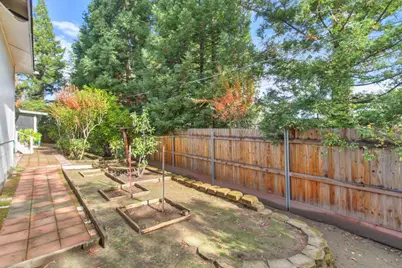 7841 Lemon Street, Fair Oaks, CA 95628 - Photo 32