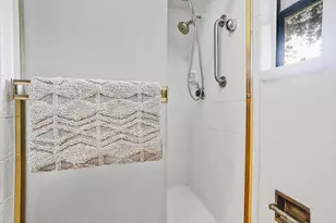 2240 University Ave, Sacramento, CA 95825 - Photo 14