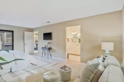 2240 University Avenue, Sacramento, CA 95825 - Photo 10