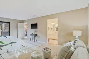 2240 University Ave, Sacramento, CA 95825 - Photo 10