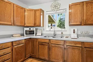 49 W Oak, Colfax, CA 95713 - Photo 18