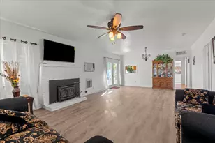 23707 N Graham Rd, Acampo, CA 95220 - Photo 8