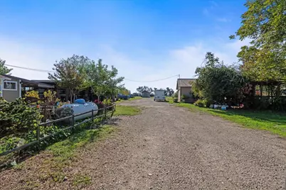 23707 N Graham Road, Acampo, CA 95220 - Photo 28