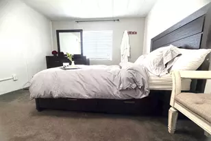 Pestana, Manteca, CA 95336 - Photo 16