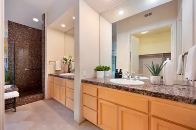 11287 Crocker Grove Lane, Gold River, CA 95670 - Photo 30