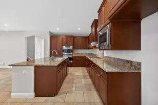 3241 Village Center Dr, Roseville, CA 95747 - Photo 24