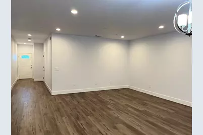 610 Santiago Avenue, Sacramento, CA 95815 - Photo 4