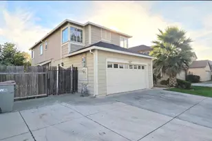 1550 Paradise Valley Dr, Woodland, CA 95776 - Photo 2