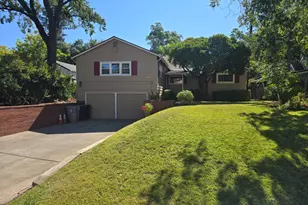 2124 Oxford, Sacramento, CA 95815 - Photo 1