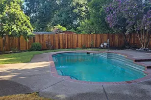 2124 Oxford, Sacramento, CA 95815 - Photo 2