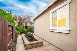 2112 Arlington Dr, Roseville, CA 95747 - Photo 56