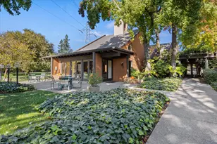 2241 Woodside Ln, Sacramento, CA 95825 - Photo 18