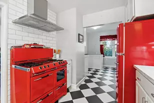 2560 Marty Way, Sacramento, CA 95818 - Photo 16