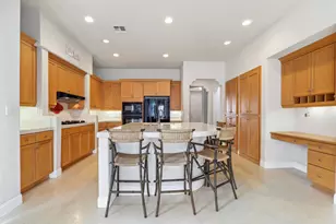 7046 Barranca Dr, El Dorado Hills, CA 95762 - Photo 12