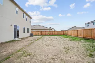 471 Villa Ticino Dr, Manteca, CA 95337 - Photo 32