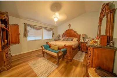 10703 Pleasant Valley Circle, Stockton, CA 95209 - Photo 10