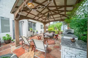 10703 Pleasant Valley Cir, Stockton, CA 95209 - Photo 20