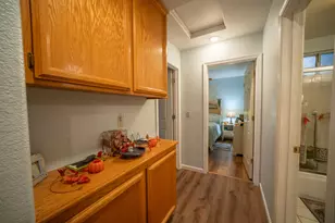 10703 Pleasant Valley Cir, Stockton, CA 95209 - Photo 14