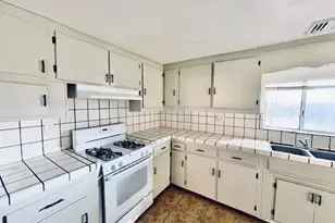 332 Hinkley Ave, Oakdale, CA 95361 - Photo 8