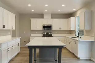 5379 Ridgeview Cir, Stockton, CA 95219 - Photo 10