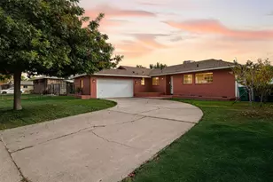 302 Pomona Ave, Stockton, CA 95207 - Photo 1